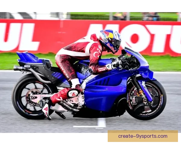 MotoGP赛季焦点新闻解析车手格局与冠军争夺新动向全景观察